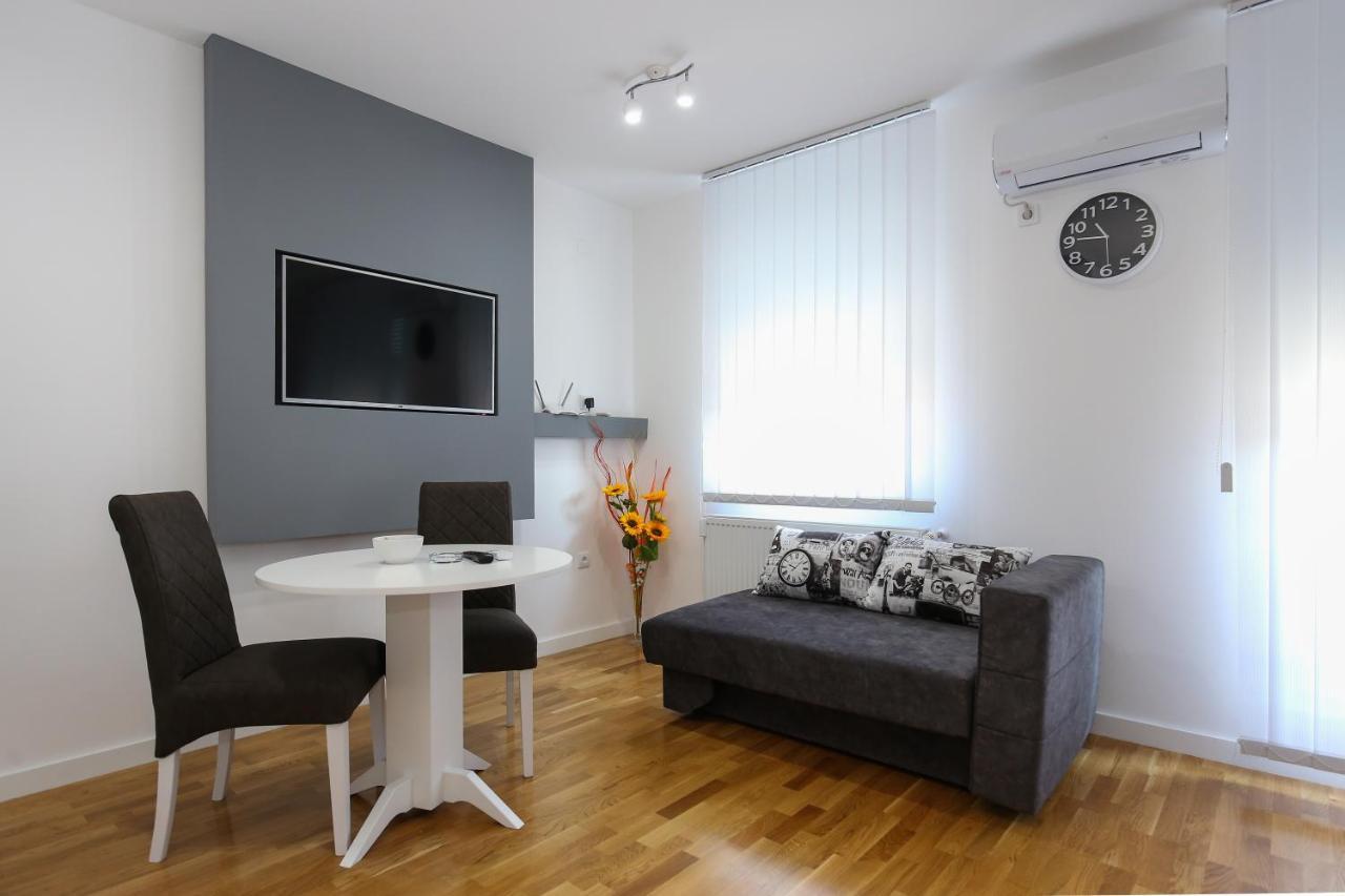 Manirosi 3 Apartman Subotica Exterior foto